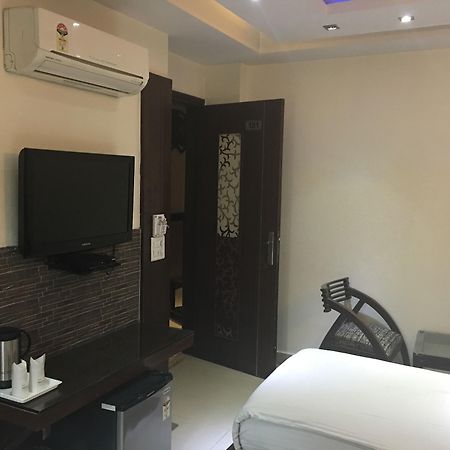 Hotel High 5 Land Delhi  Esterno foto
