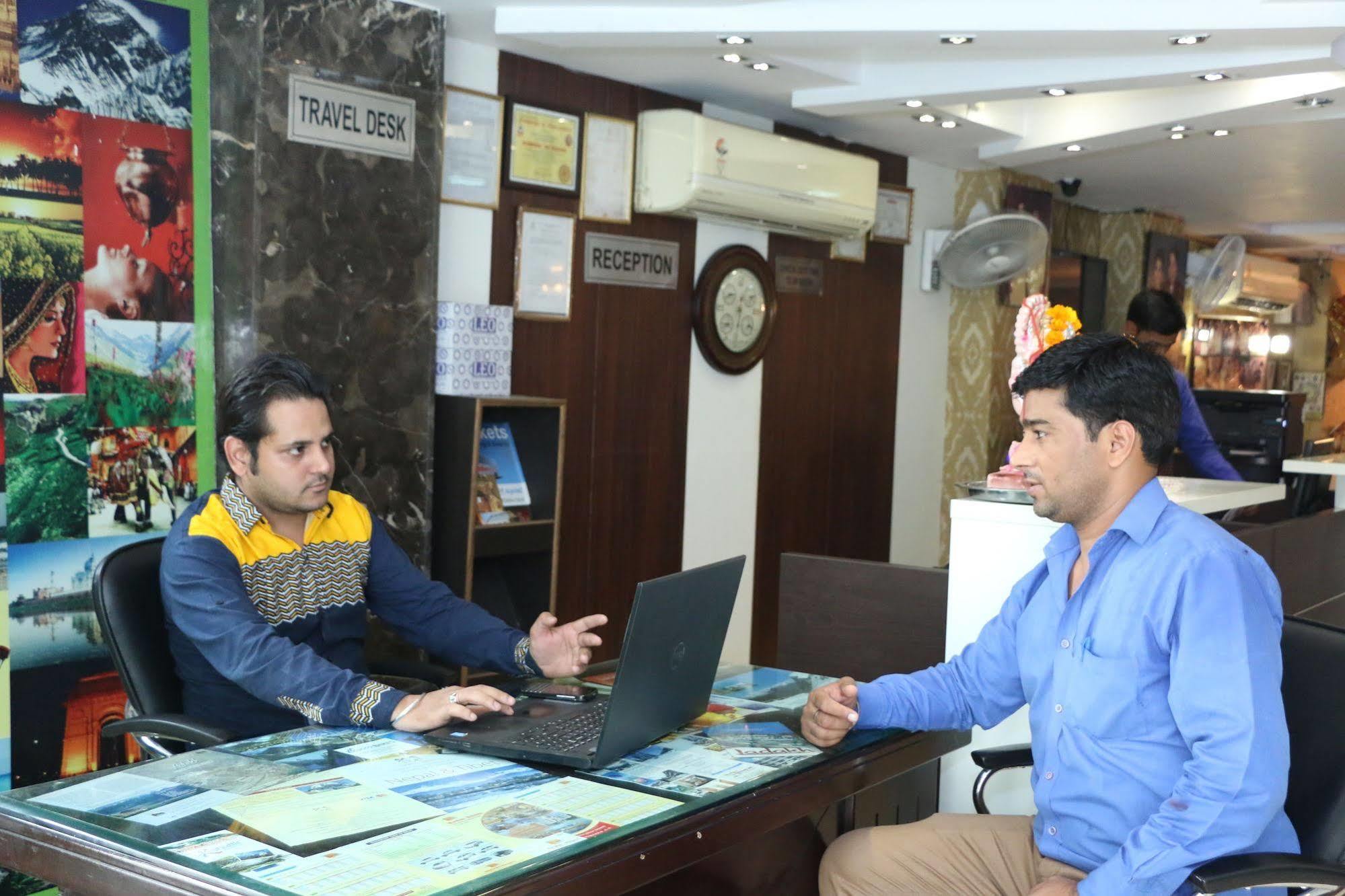 Hotel High 5 Land Delhi  Esterno foto